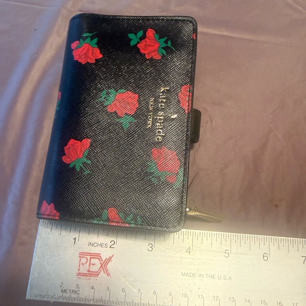 Kate Spade New York Madison Rose Toss Medium Compact Bifold Wallet Floral - Picture 8 of 8